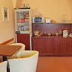 Zatkuv Dum Otel