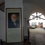 Zatkuv Dum 3*
