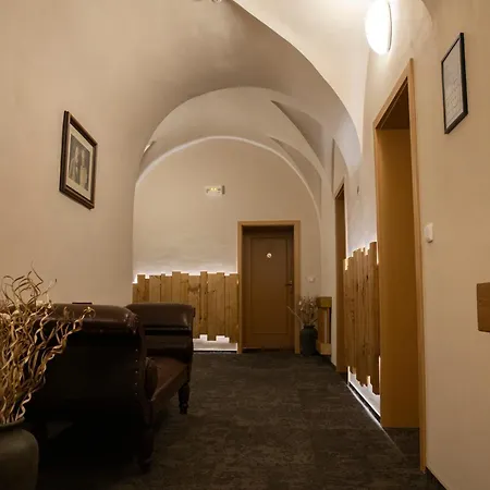 Zatkuv Dum Hotel