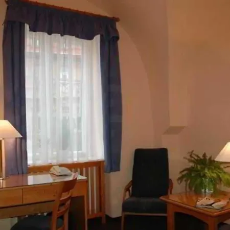 Hotel Zatkuv Dum 3*