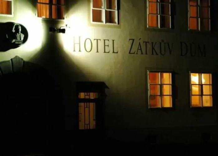 Zatkuv Dum 호텔